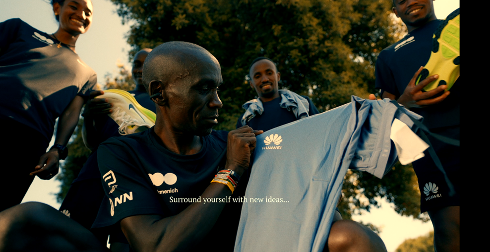 Huawei se asocia con la leyenda del maratón Eliud Kipchoge para presentar un reloj de running de última generación